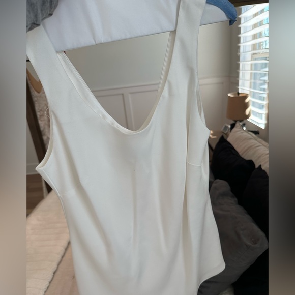 Nadine Merabi - Charlotte White Blazer + Nicole Top + Charlotte White Pants - M - Picture 16 of 16